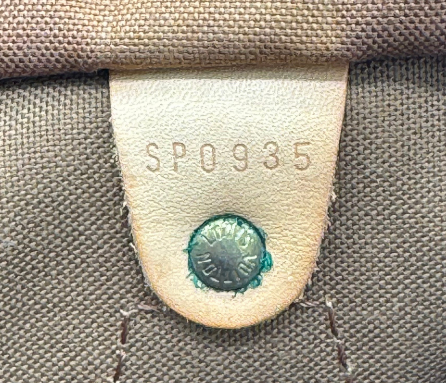 Louis Vuitton – Speedy 40 Monogram