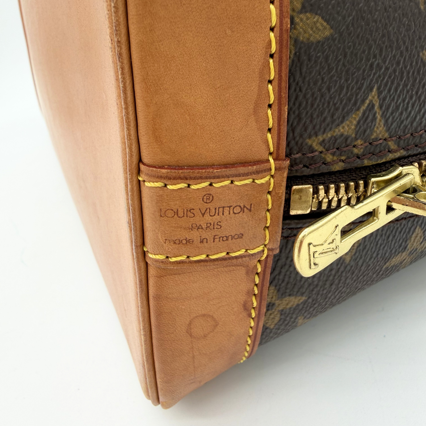 Louis Vuitton Alma MM Monogram