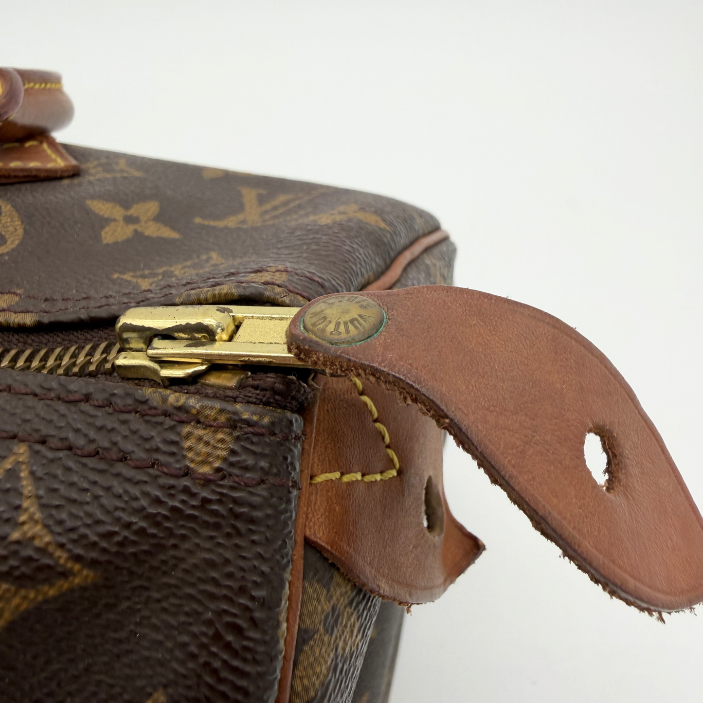 Louis Vuitton Speedy 30