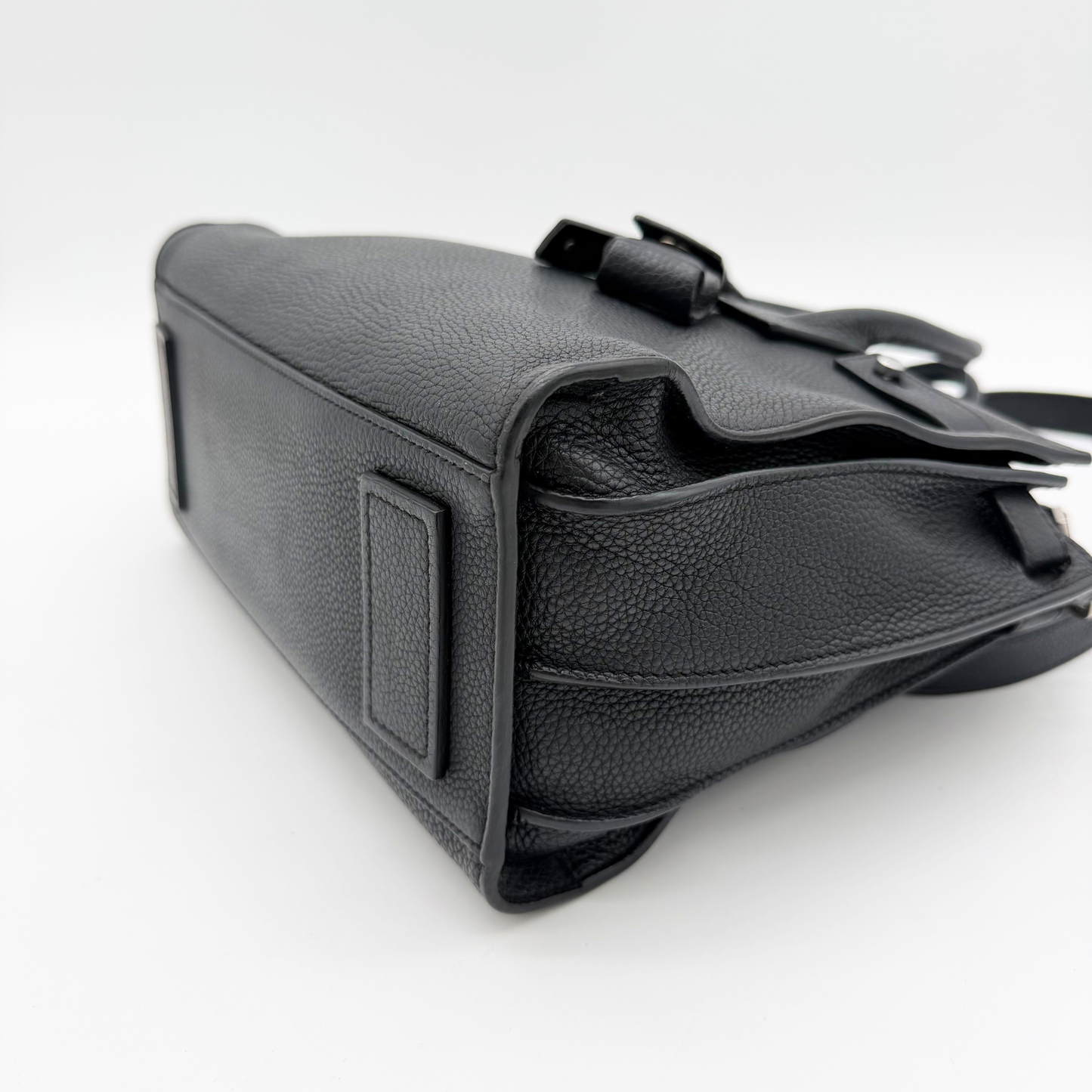 Saint Laurent – Baby Sac de Jour Cuir Grainé Noir