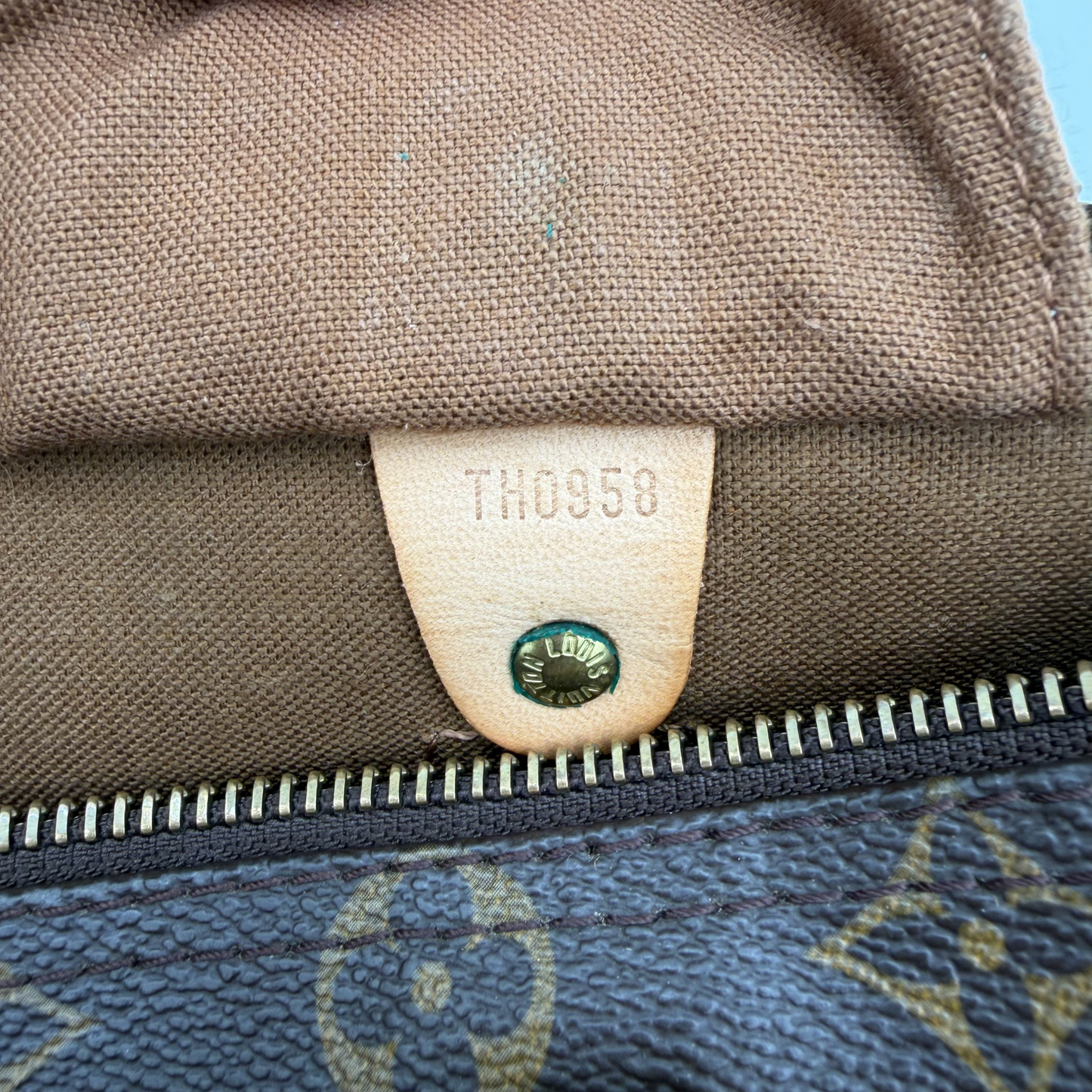 Louis Vuitton Speedy 25 Monogram