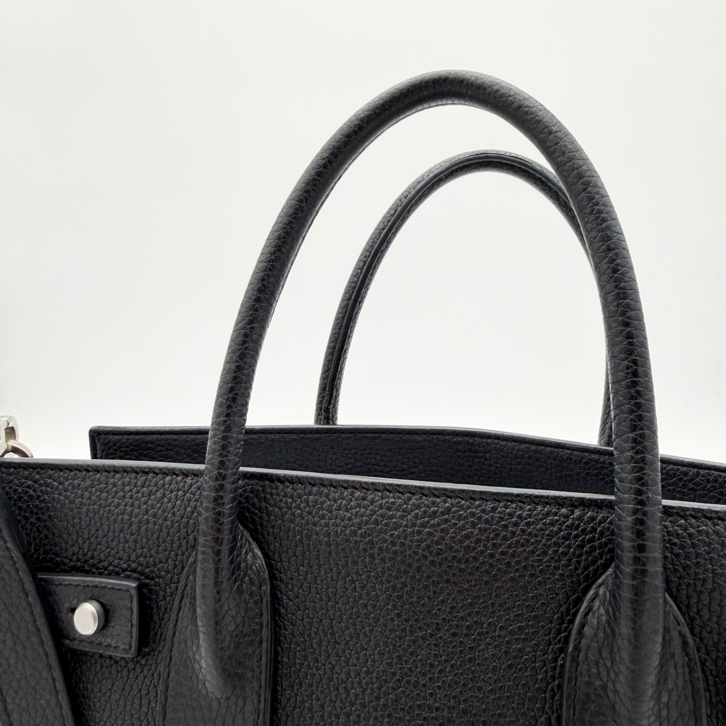 Saint Laurent – Baby Sac de Jour Cuir Grainé Noir