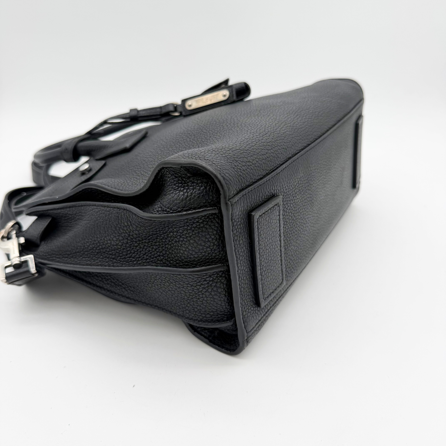 Saint Laurent – Baby Sac de Jour Cuir Grainé Noir