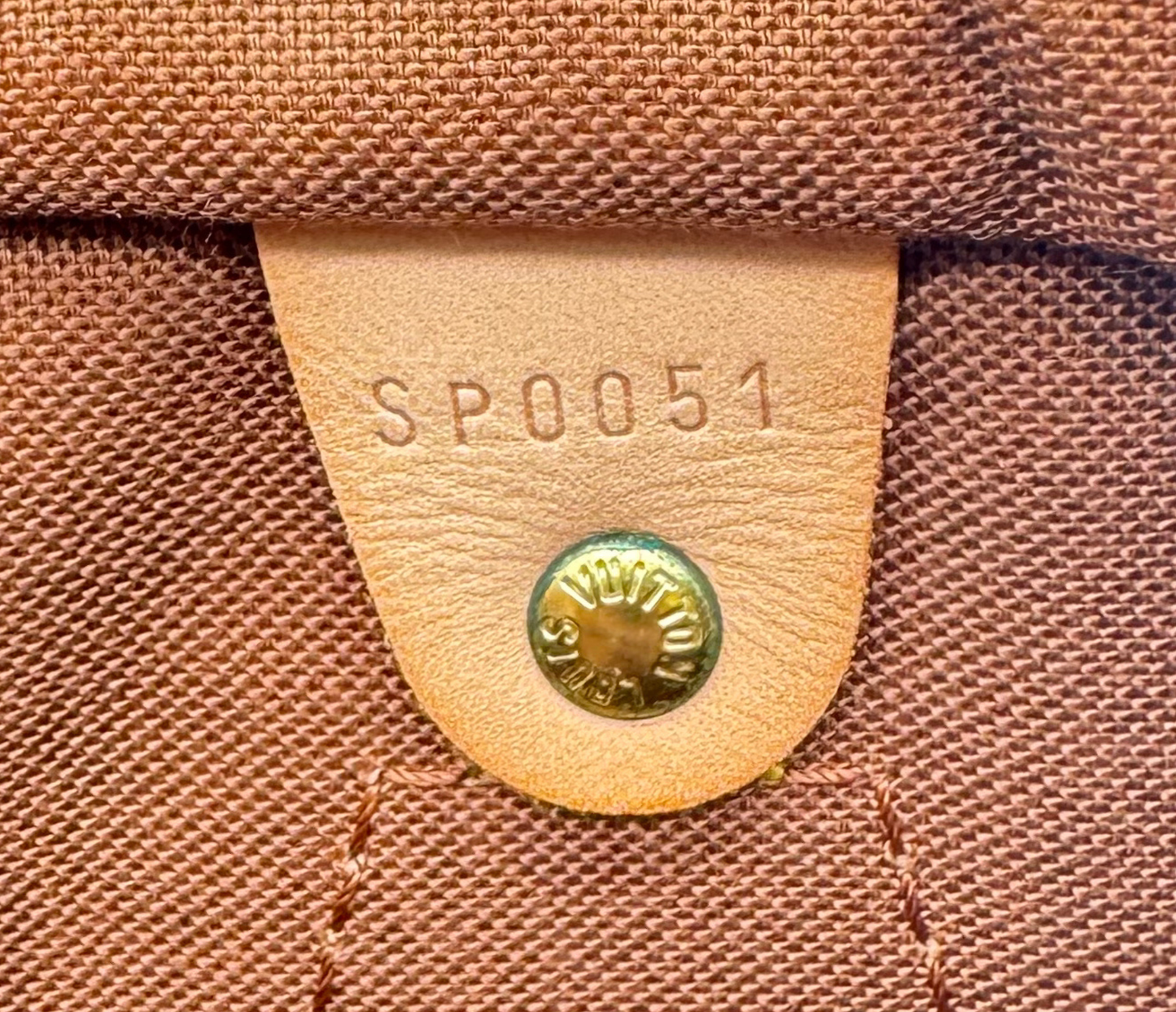 Louis Vuitton – Speedy 40 Monogram