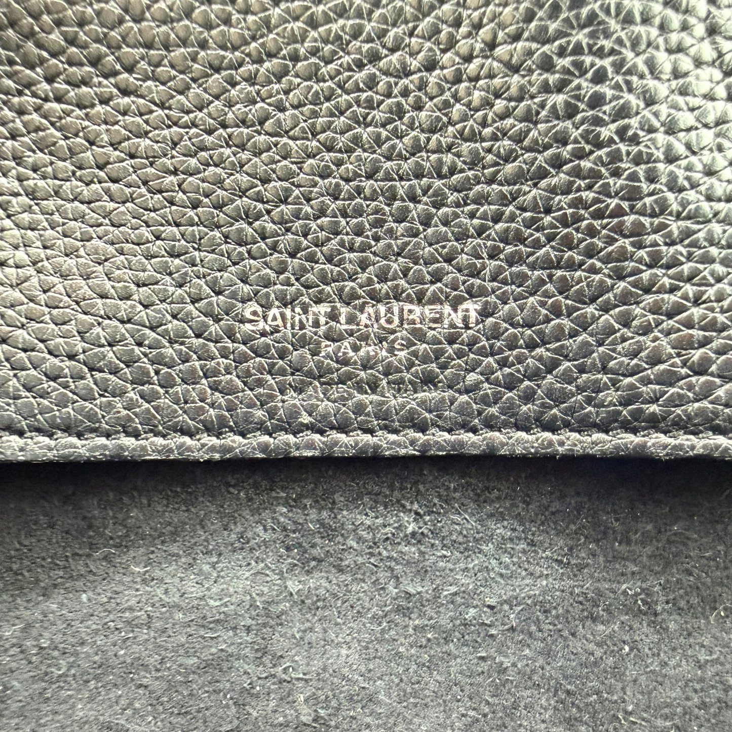 Saint Laurent – Baby Sac de Jour Cuir Grainé Noir