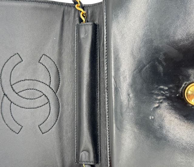 Chanel – Shoulder Bag