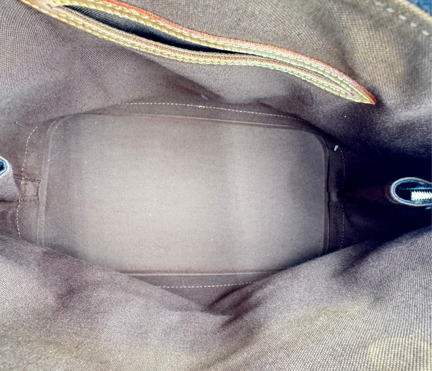Louis Vuitton – Alma Monogram