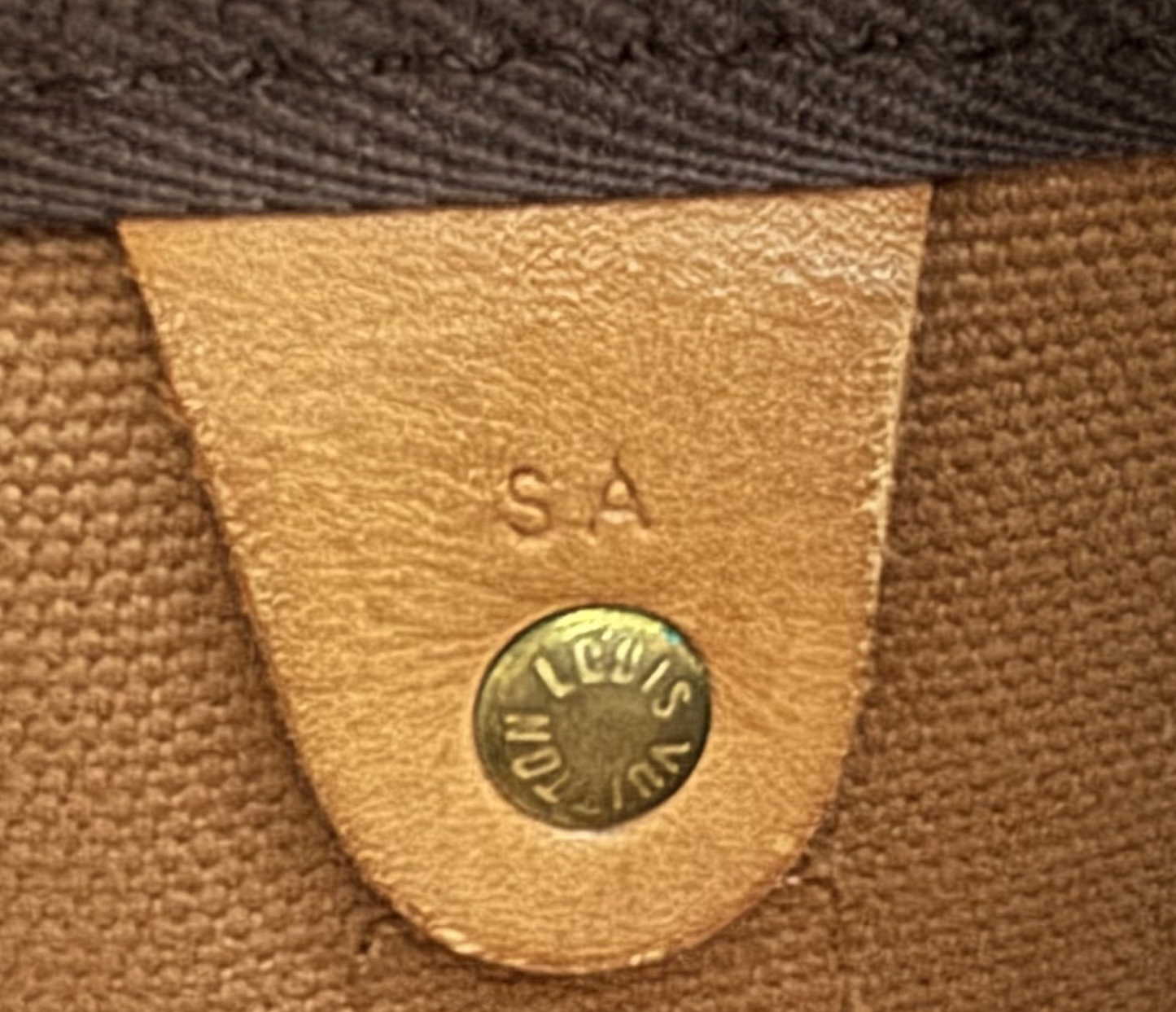 Louis Vuitton – Keepall 45 Monogram