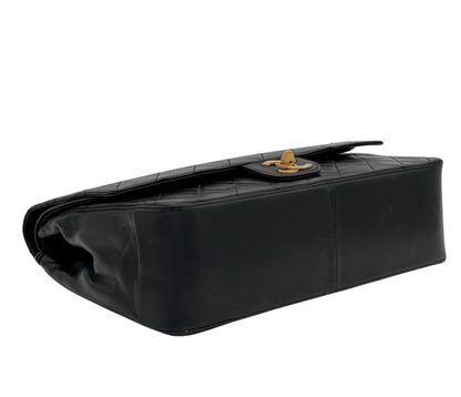 Chanel – Timeless Classique Double Flap