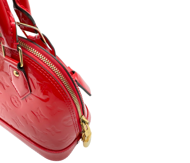 Louis Vuitton – Alma BB Vernis Rouge