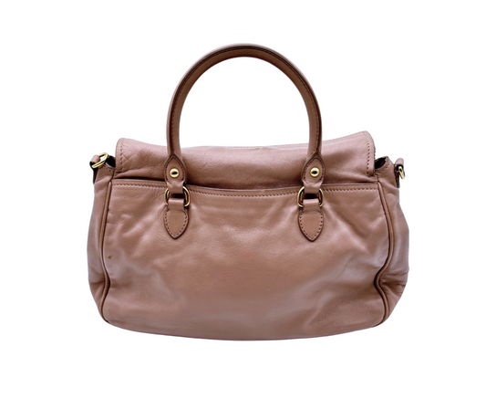 Miu Miu – Bolso de mano de piel rosa