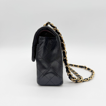 Chanel – Timeless Double Flap 23 cm Cuir Matelassé Noir