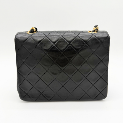 Chanel – Timeless Mini Square Classic Flap Cuir Noir Vintage