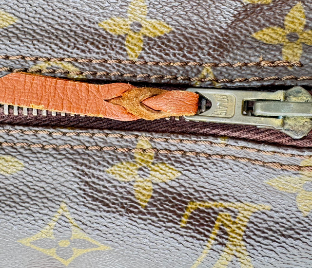 Louis Vuitton – Papillon Monogram avec Mini Pochette