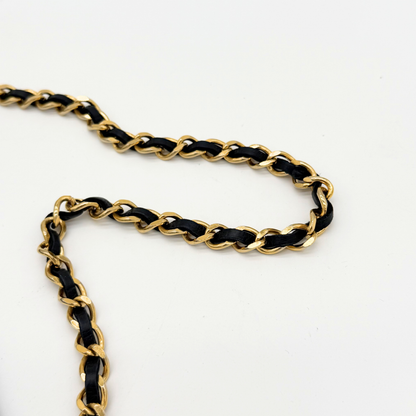 Chanel – Mademoiselle 23 cm Cuir Matelassé Noir