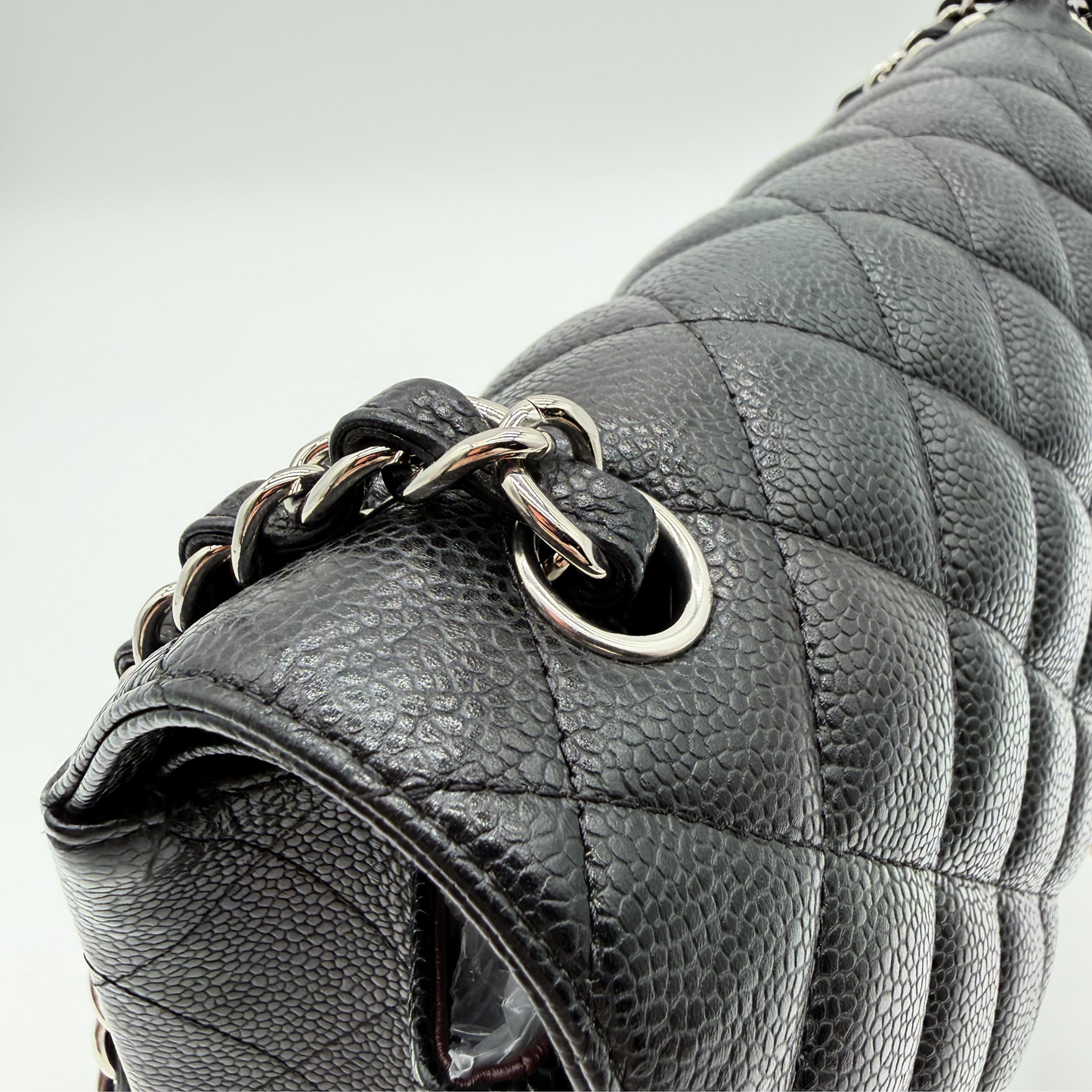 Chanel – Timeless Jumbo Double Flap 30 cm Cuir Caviar Noir