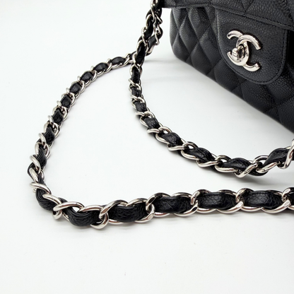 Chanel – Timeless Jumbo Double Flap 30 cm Cuir Caviar Noir