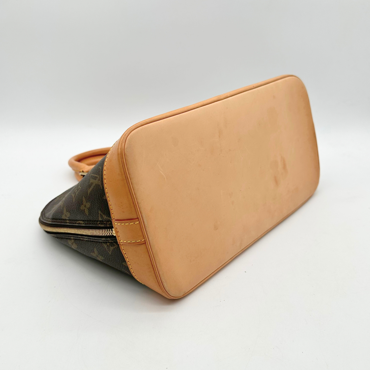 Louis Vuitton – Alma Monogram