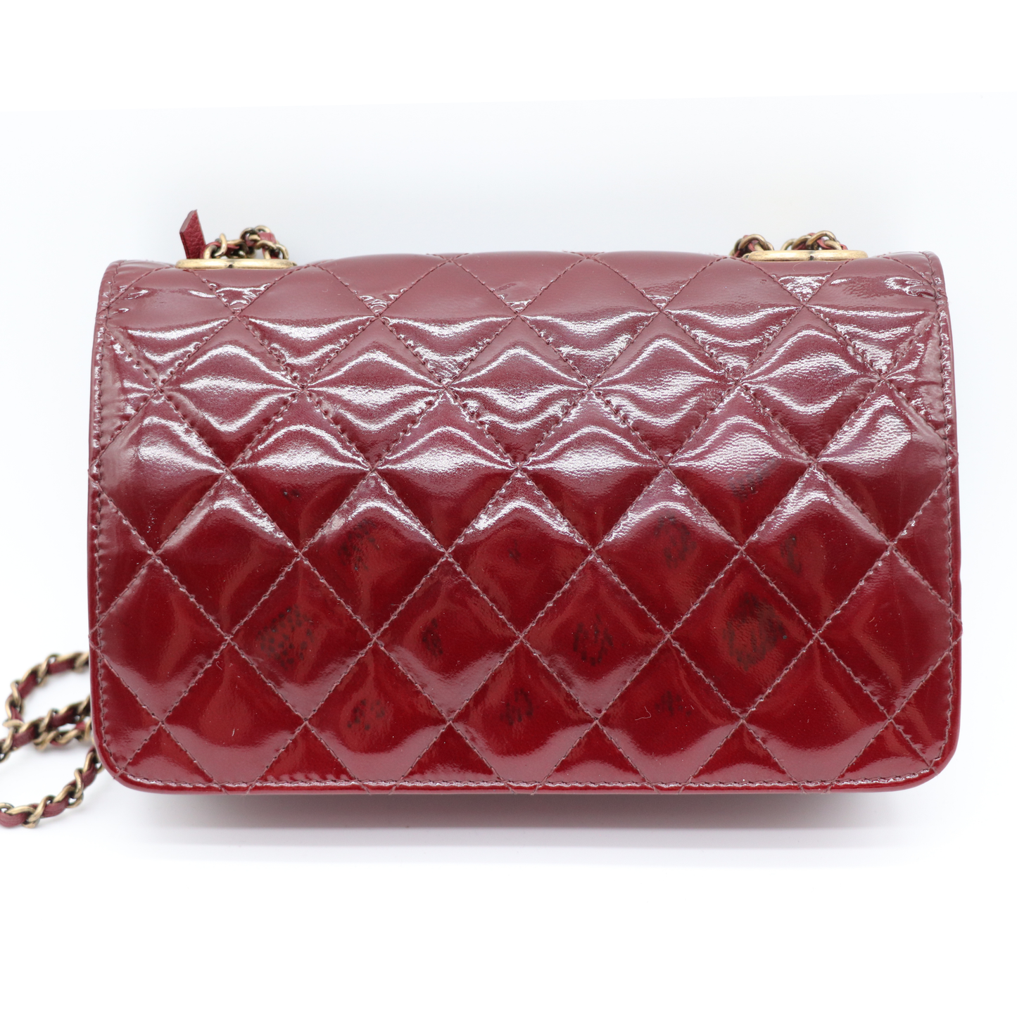 Chanel – Wallet on Chain Cuir Vernis Rouge Bordeaux