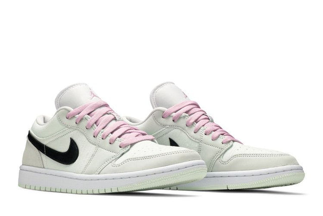 Air Jordan 1 Low Barely Green