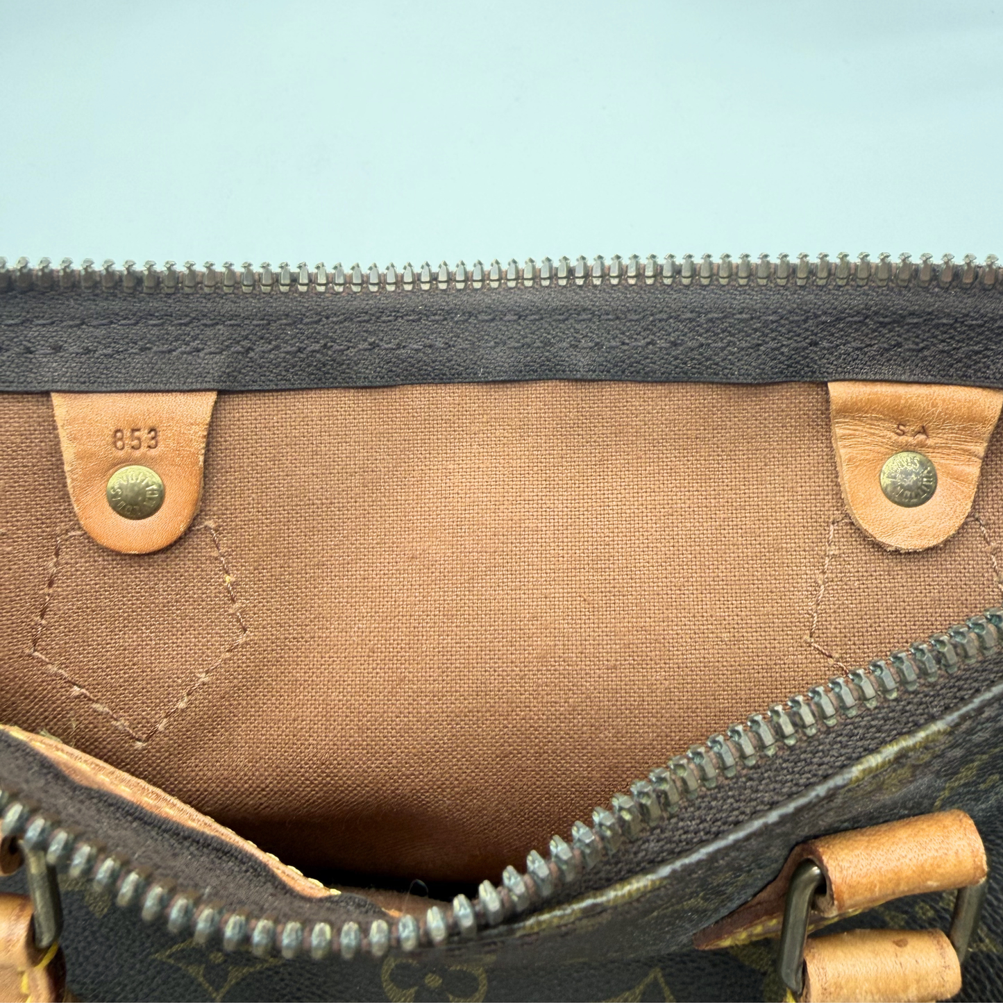 Louis Vuitton -  Speedy 30 Monogram