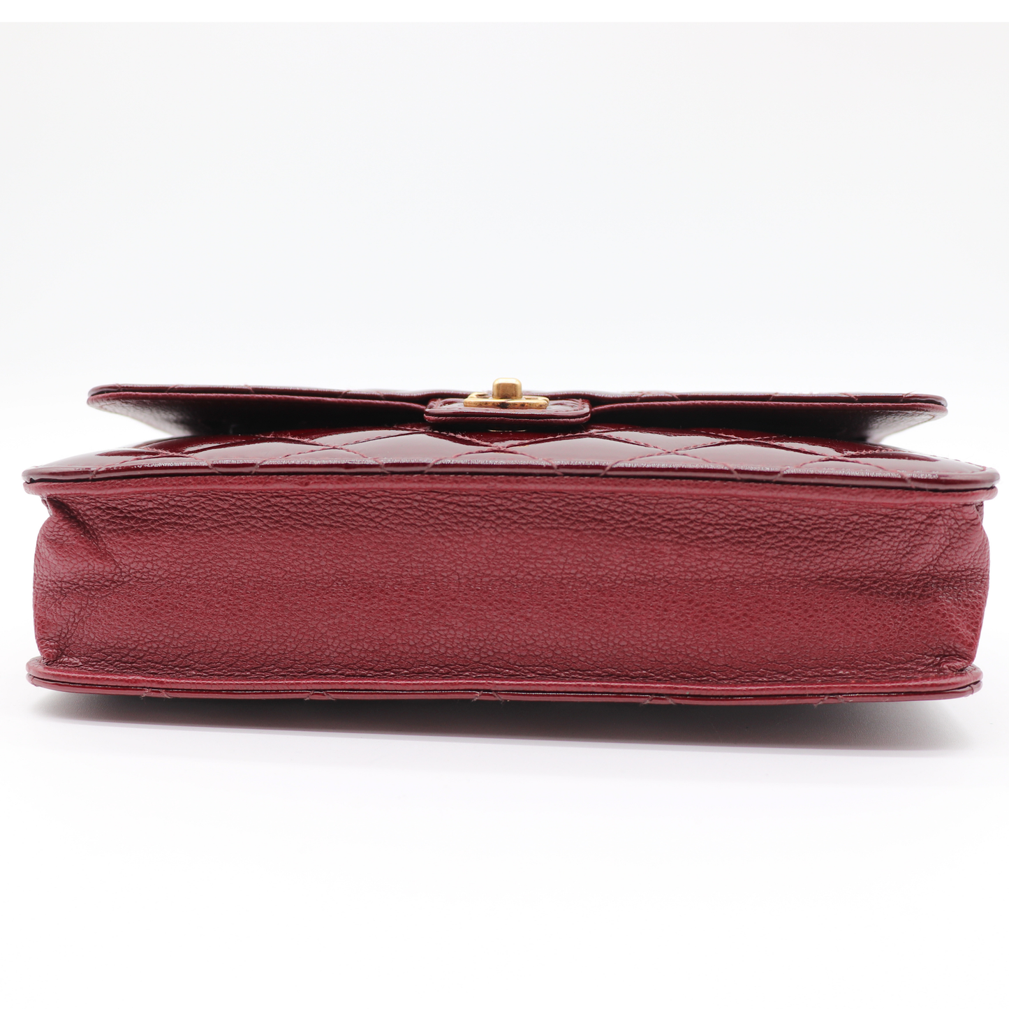 Chanel – Wallet on Chain Cuir Vernis Rouge Bordeaux