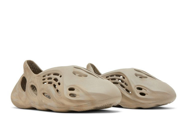 Adidas Yeezy Foam RNNR Stone Sage