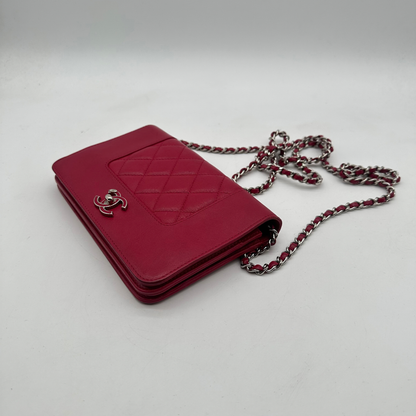 Chanel – Wallet on Chain Cuir Framboise