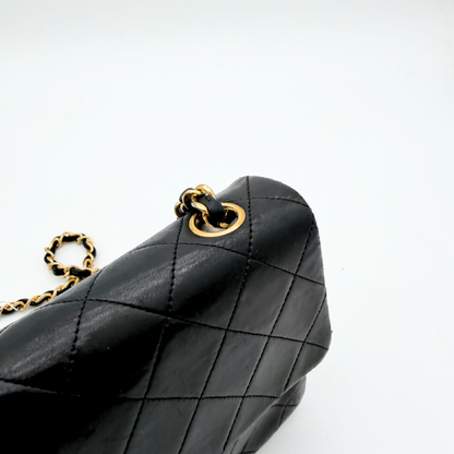 Chanel – Timeless Mini Square Classic Flap Cuir Noir Vintage