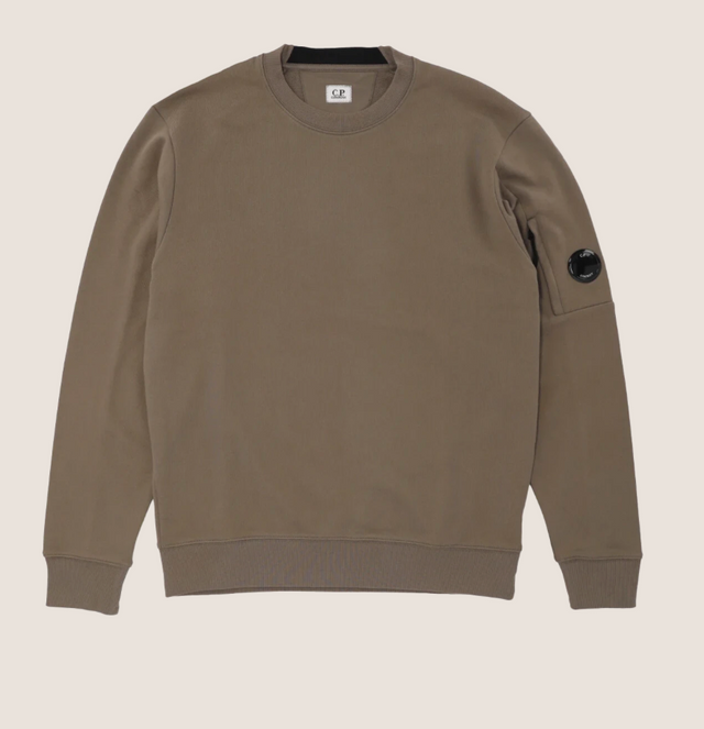 C.P COMPANY CREWNECK DIAGONAL FLEECE WALNUT