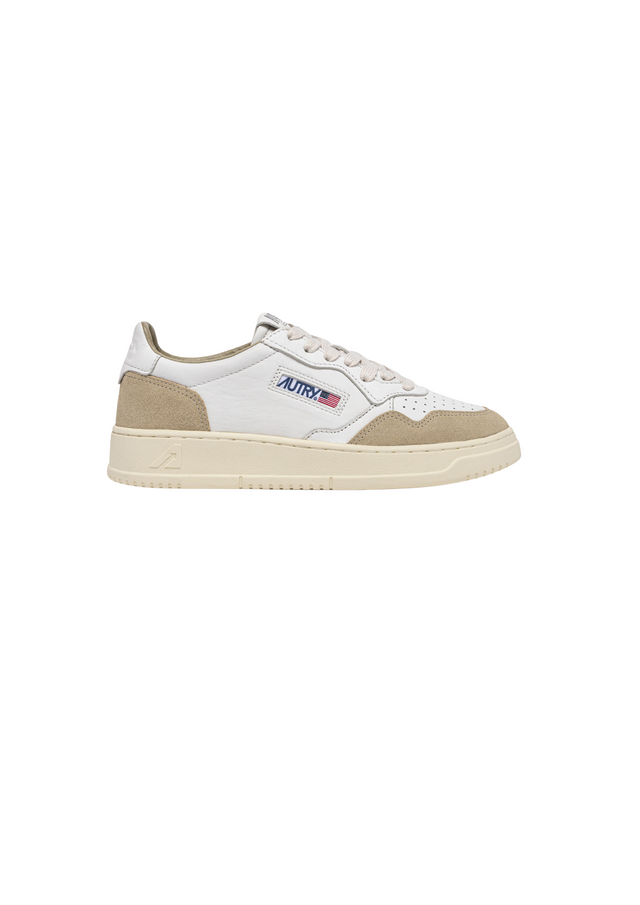 BASKETS MEDALIST LOW EN CUIR BLANC ET DAIM SPONGE