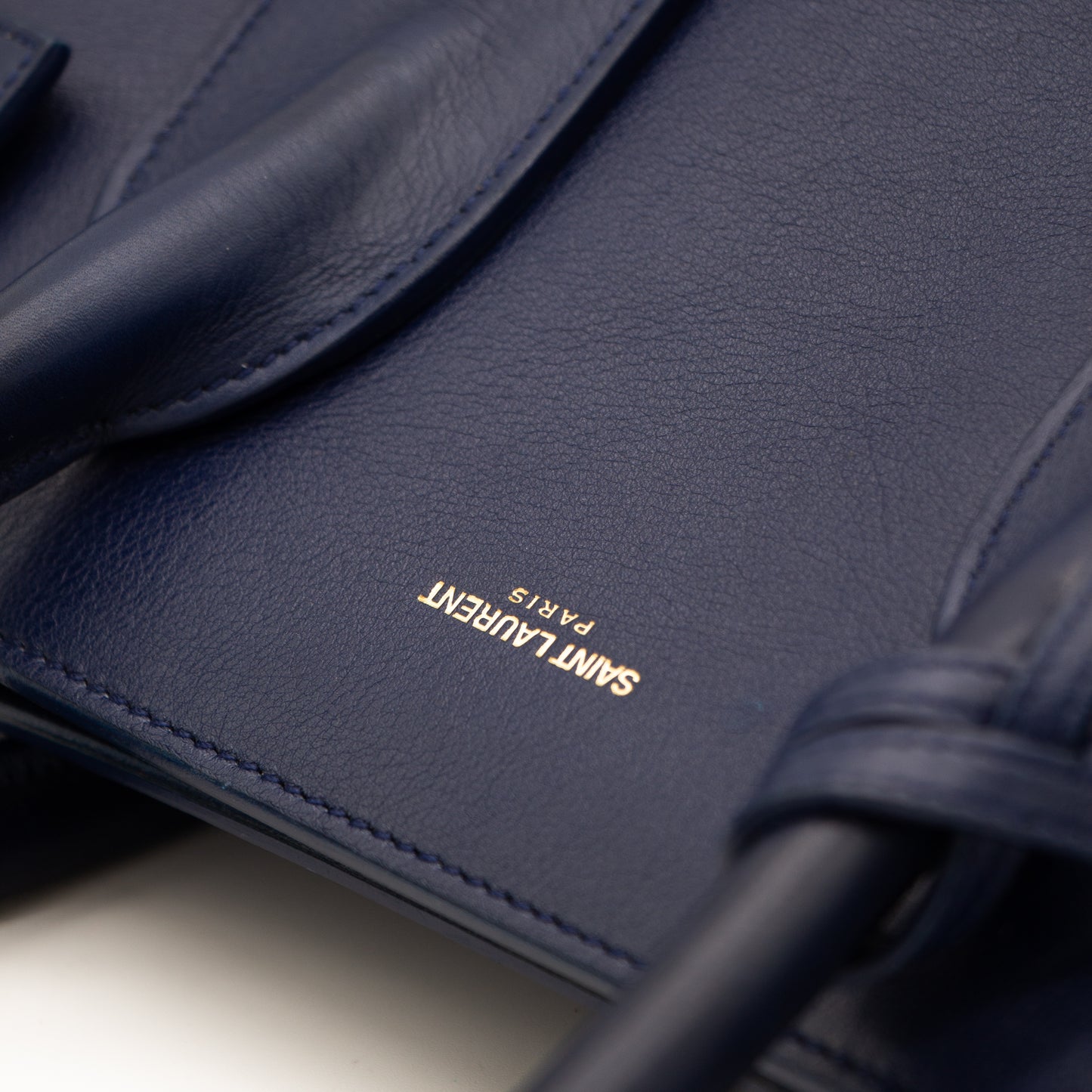 Saint Laurent Sac de Jour cuir bleu marine
