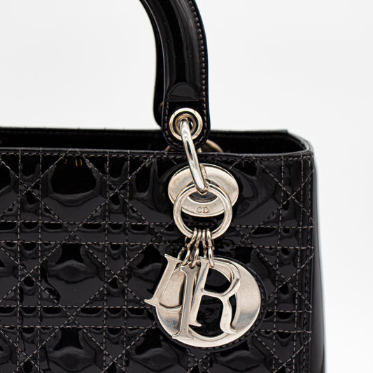 Dior – Lady Dior Vernis Noir Cannage