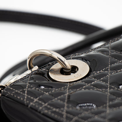 Dior – Lady Dior Vernis Noir Cannage