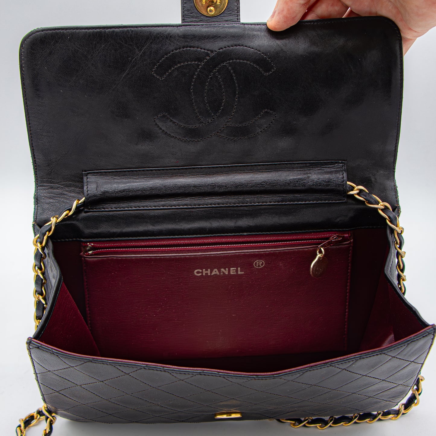 Chanel – Timeless Vintage Cuir Noir Matelassé