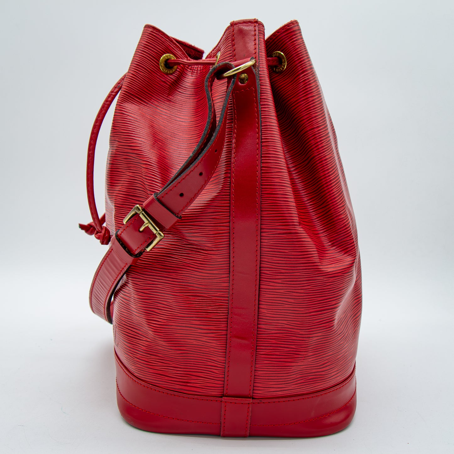 Louis Vuitton – Noé Épi Rouge