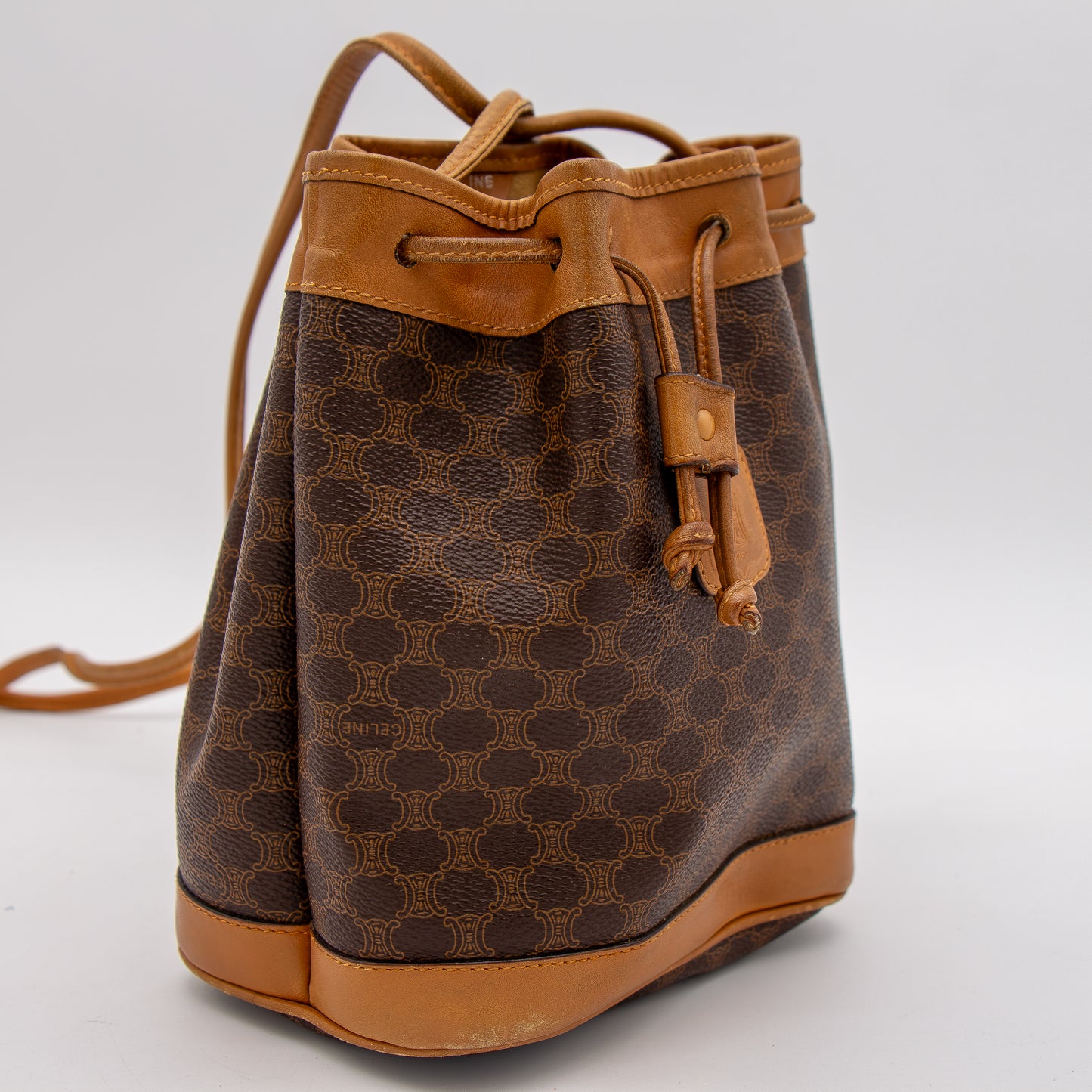 Céline – Sac seau Macadam