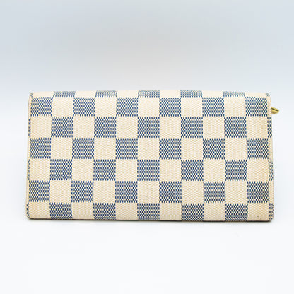 Louis Vuitton – Portefeuille Sarah Damier Azur