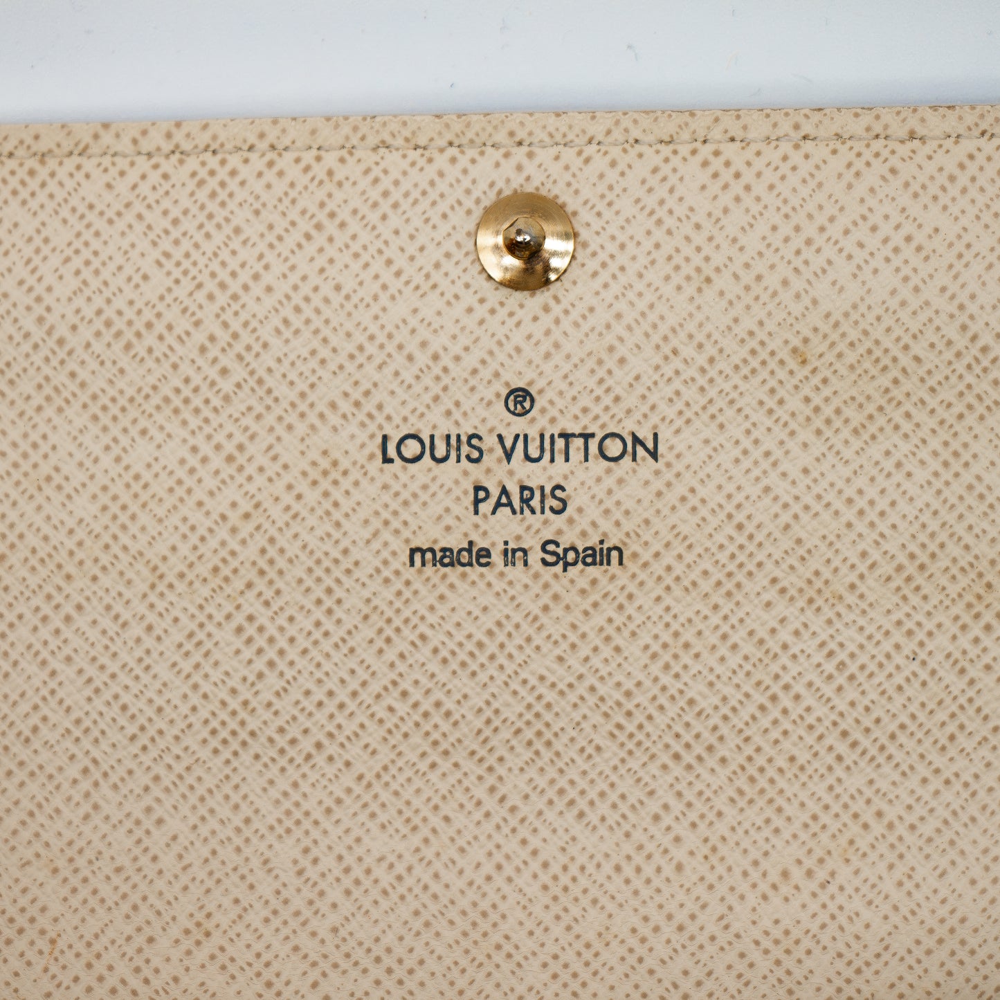 Louis Vuitton – Portefeuille Sarah Damier Azur