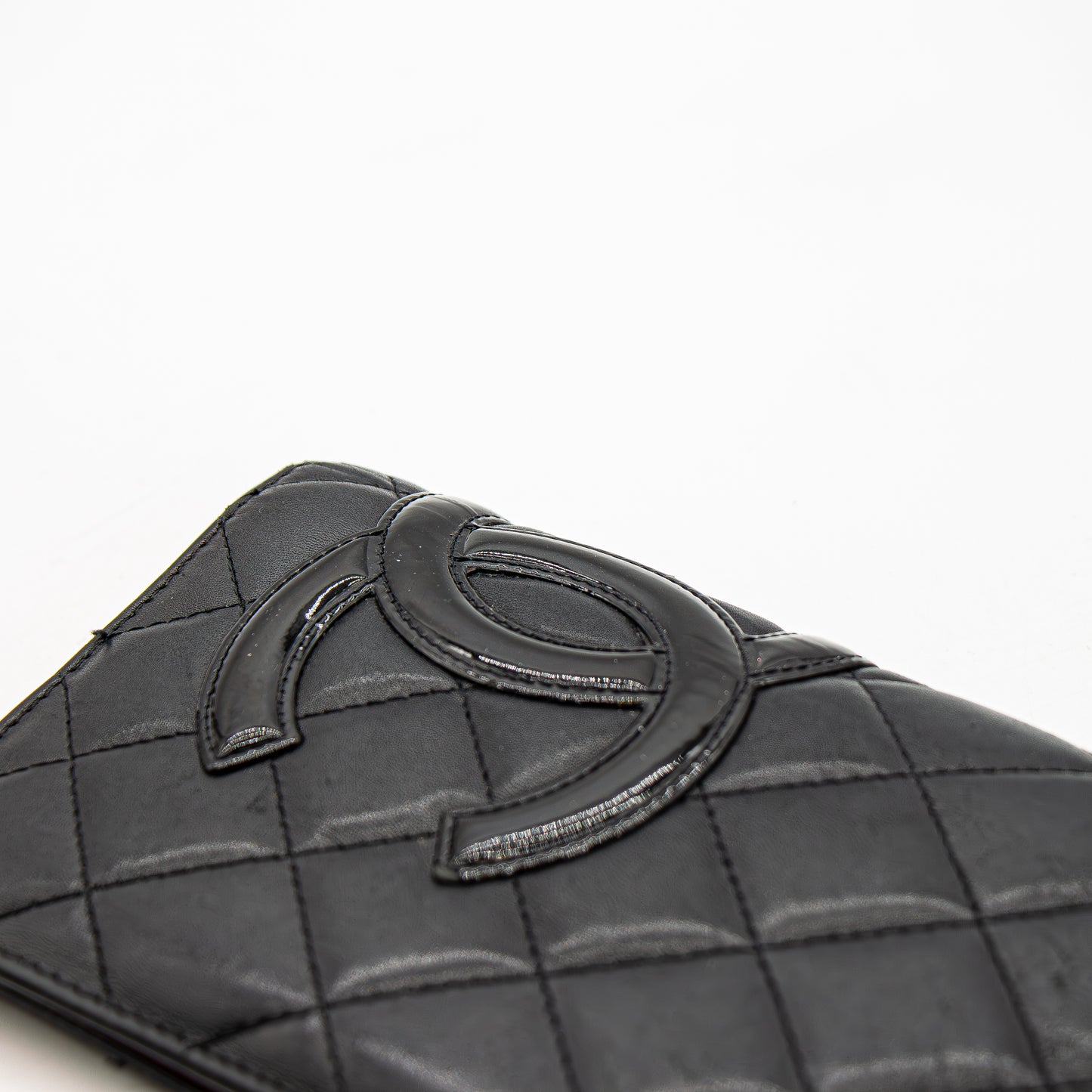 Chanel – Portefeuille long Cambon matelassé