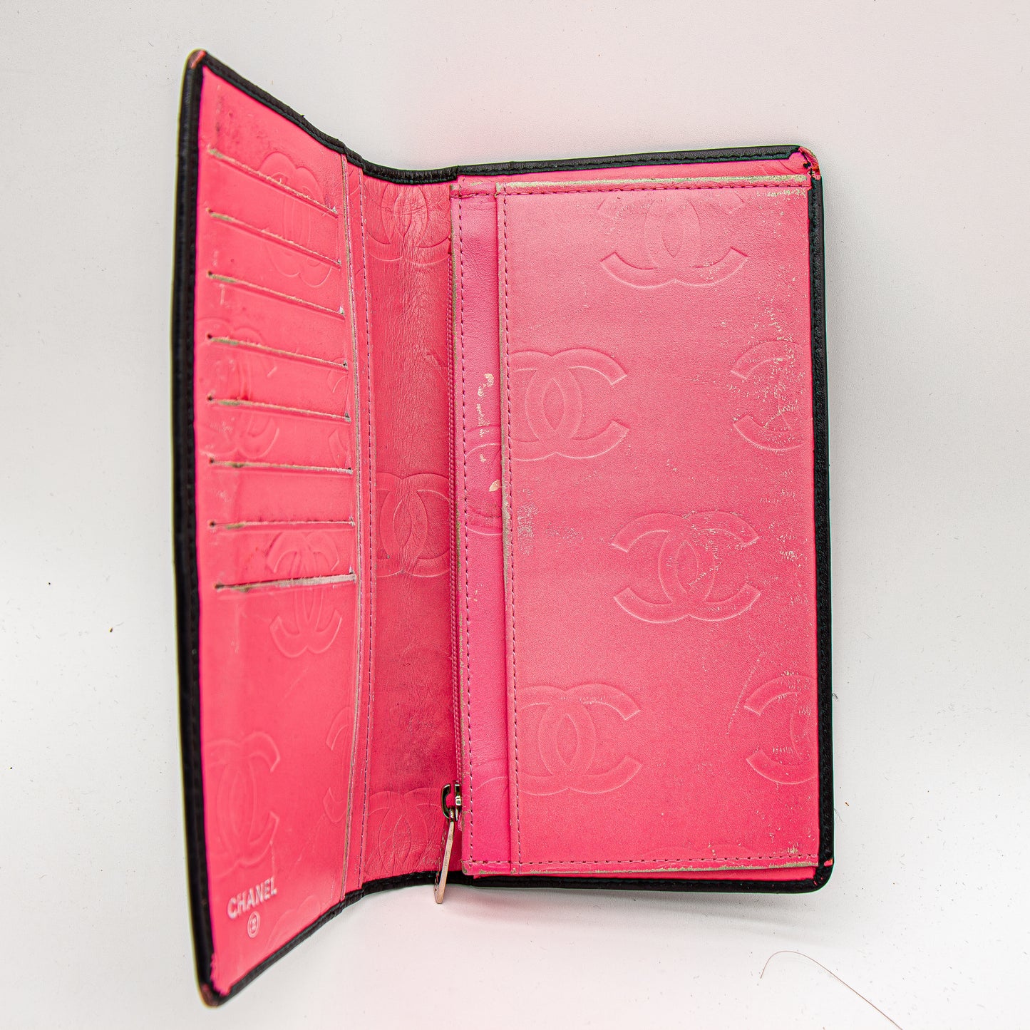 Chanel – Portefeuille long Cambon matelassé