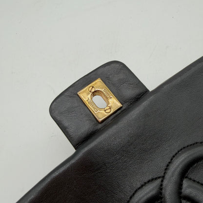 Chanel - Cuir D'agneau matelassé Single Flap 27 cm