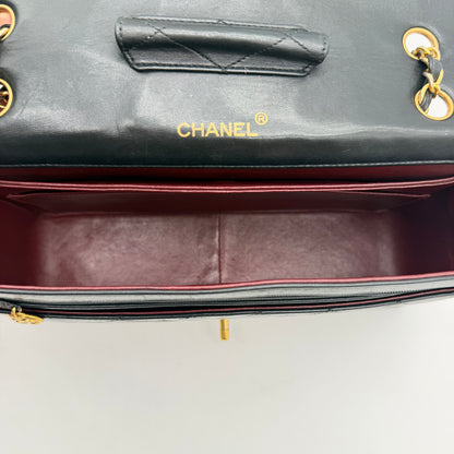 Chanel - Cuir D'agneau matelassé Single Flap 27 cm