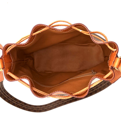 Céline Sac Seau Toile Macadam - intérieur ouvert