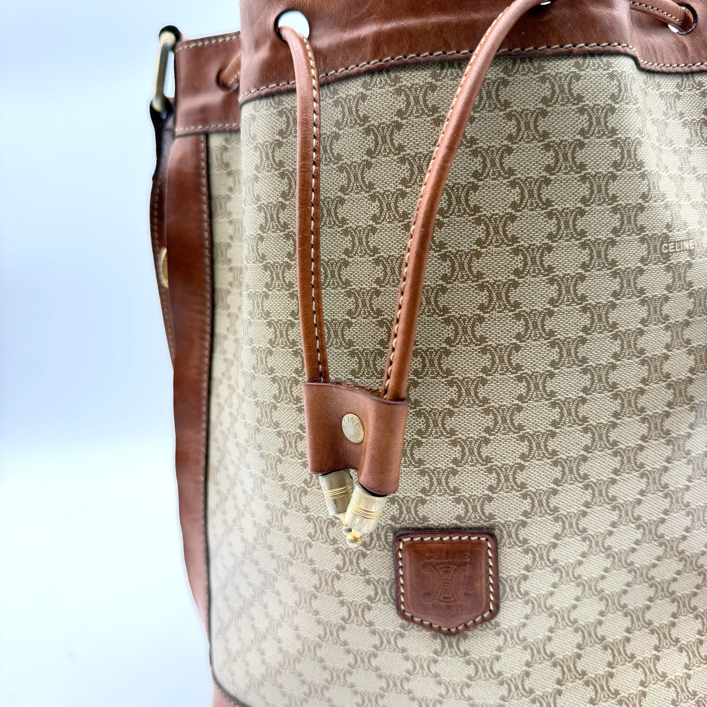 Céline sac seau Macadam blanc - cordon de serrage embouts dorés et écusson