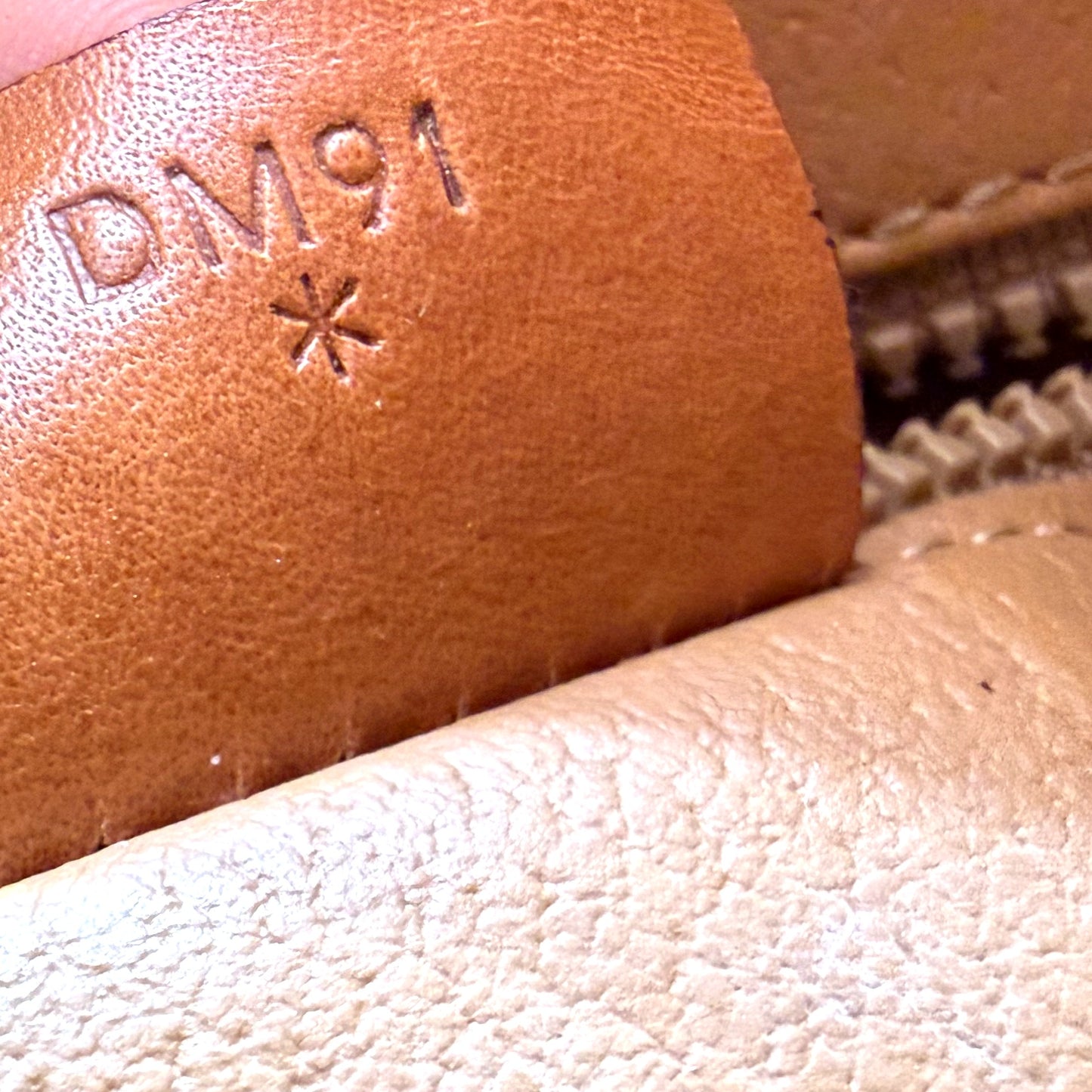 Céline sac seau Macadam blanc - code DM91 estampillé