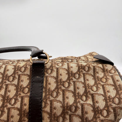 Dior Boston 40 toile Oblique marron - detail anneau dore