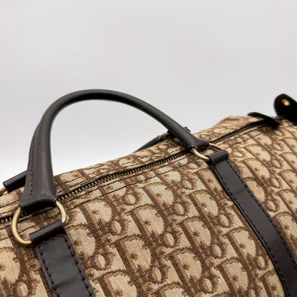Dior Boston 40 toile Oblique marron - detail zip et anses