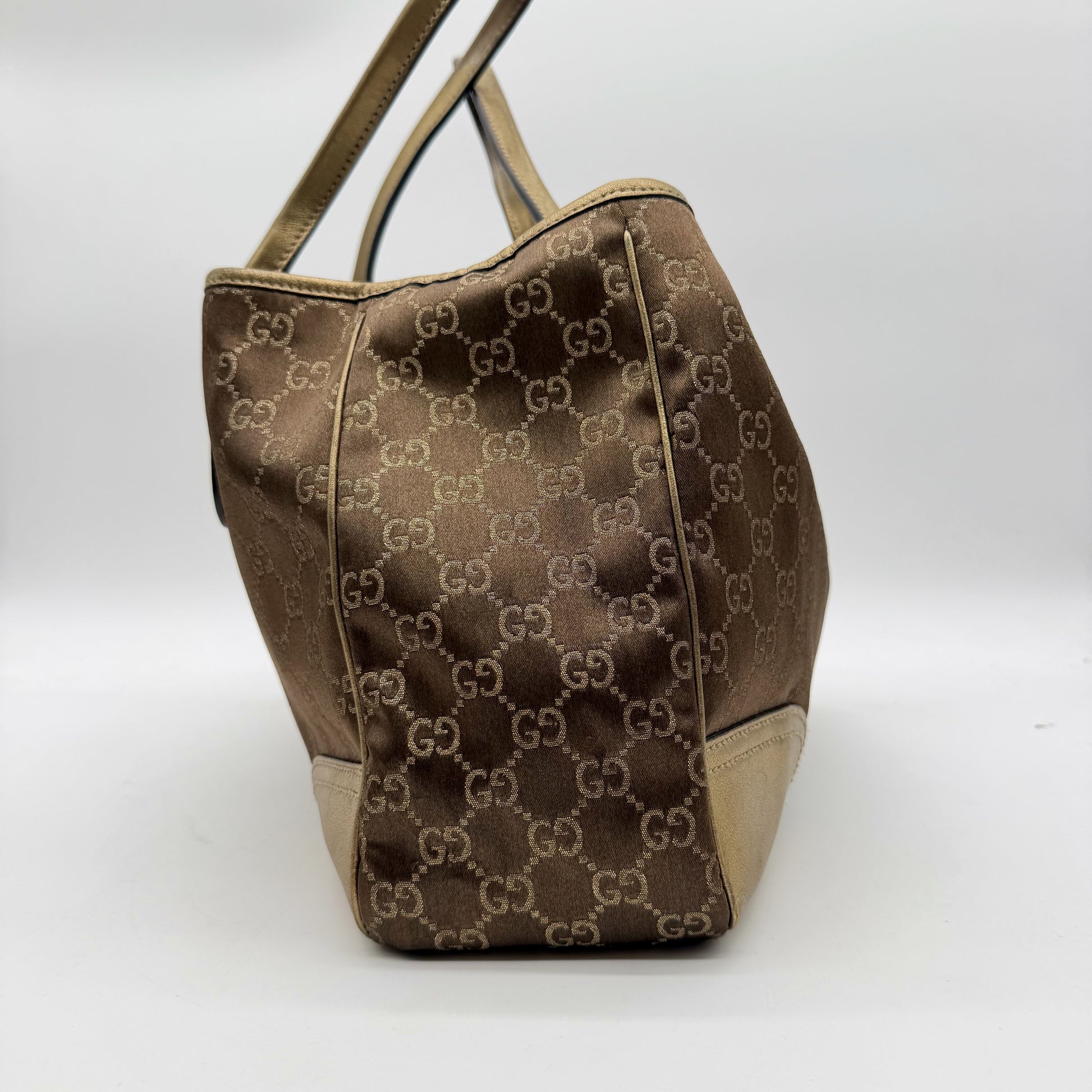 Gucci Cabas Princy toile GG beige et cuir dore - vue de cote