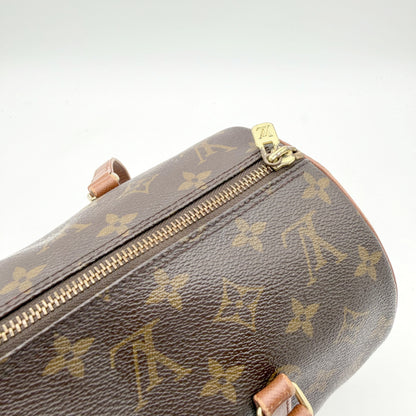 Louis Vuitton Papillon 30 Monogram - détail fermeture éclair dorée